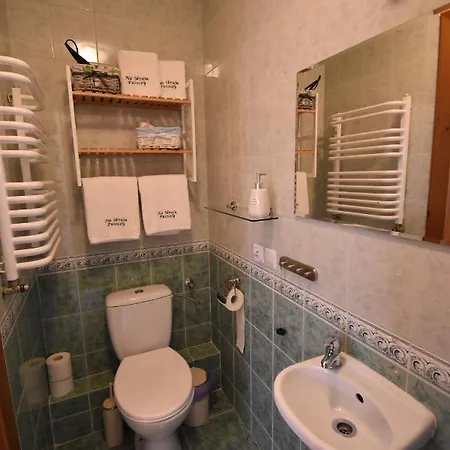 Pokoje Goscinne Na Skraju Puszczy Pogorzelce Exterior photo