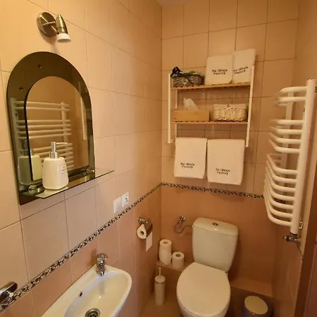 Pokoje Goscinne Na Skraju Puszczy Pogorzelce Exterior photo
