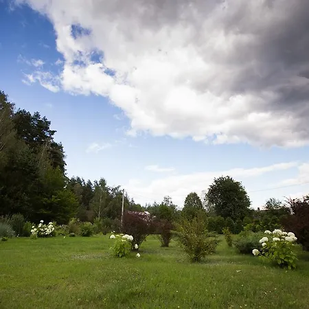 Pokoje Goscinne Na Skraju Puszczy Pogorzelce Exterior photo