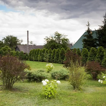 Pokoje Goscinne Na Skraju Puszczy Pogorzelce Exterior photo