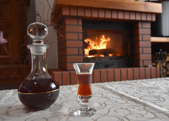 Pokoje Goscinne Na Skraju Puszczy