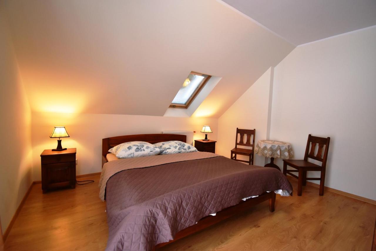 Goscinne Na Skraju Puszczy Homestay